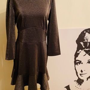 NWT fitted ruffled hem trumpet skirt dress